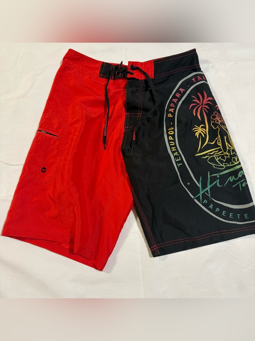 Hinano Tahiti size 30 Men's Red & Black Two-Tone Swim Board Shorts